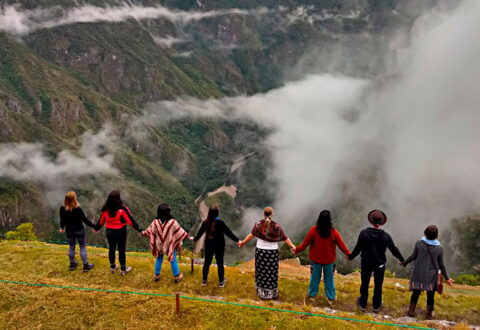 «6 Días Cusco – Machu Picchu – <strong>Laguna Humantay & Montaña Arcoíris»</strong>